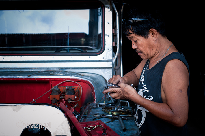 Filipiny_fabryka_jeepneyów, DSC_0719