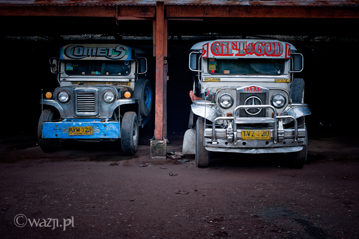 Filipiny_fabryka_jeepneyów, DSC_1050