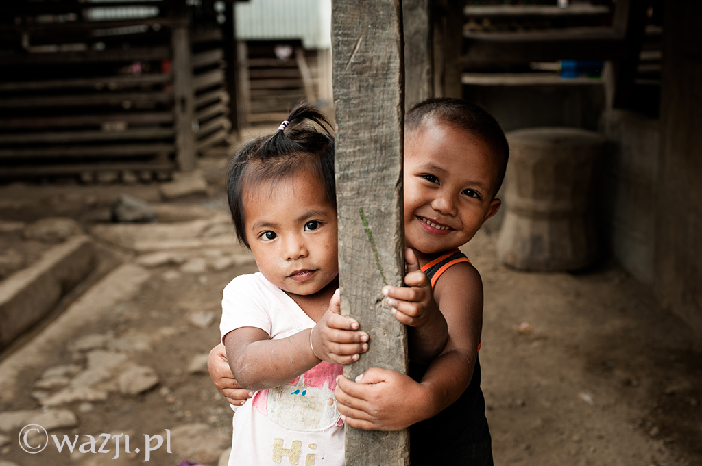 6. Filipiny, Kalinga. Dzieci z wioski Buscalan. Wprost urocze. (kwiecień 2014)